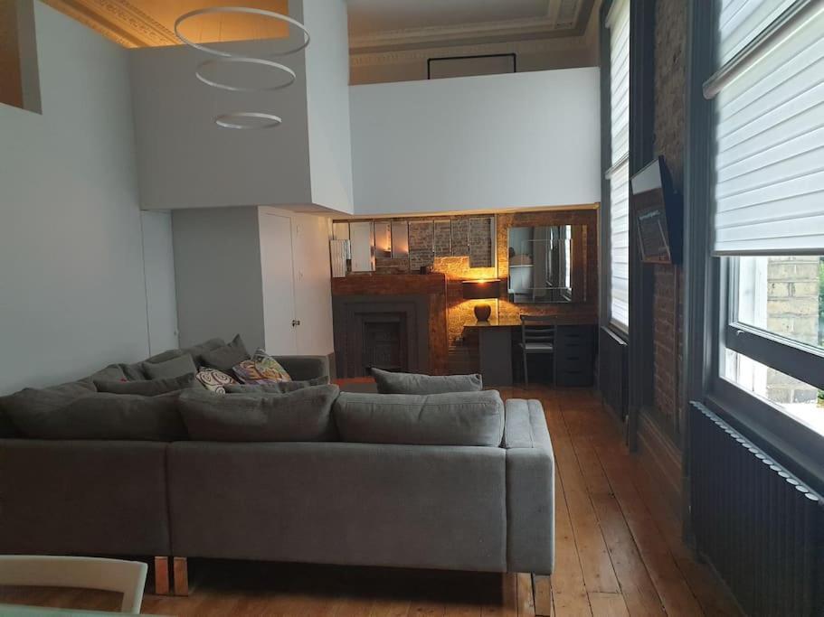 Ferienwohnung 22 Stunning Large Loft - Great Location - Free Onsite Parking - Garden View- Quiet Hove Exterior foto