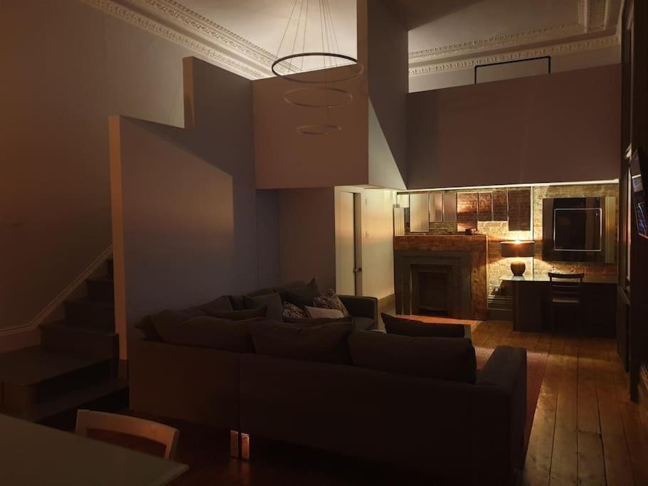 Ferienwohnung 22 Stunning Large Loft - Great Location - Free Onsite Parking - Garden View- Quiet Hove Exterior foto