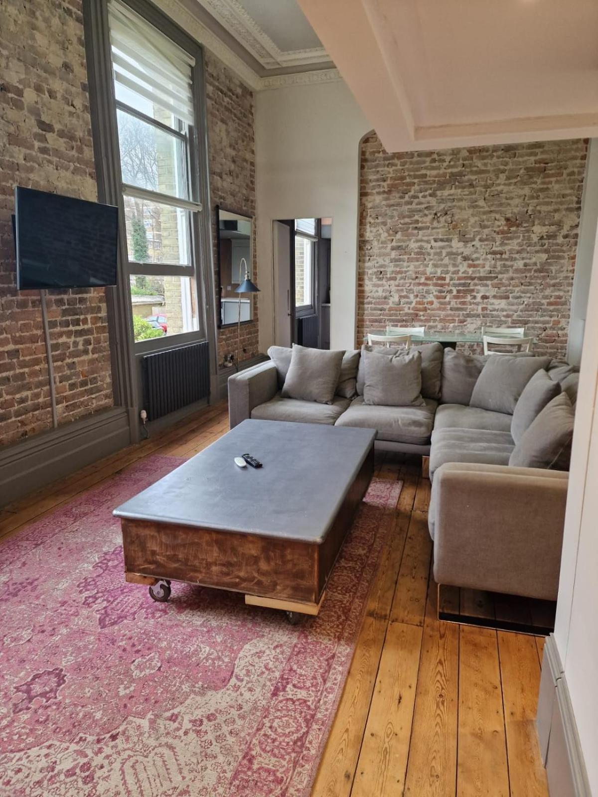 Ferienwohnung 22 Stunning Large Loft - Great Location - Free Onsite Parking - Garden View- Quiet Hove Exterior foto